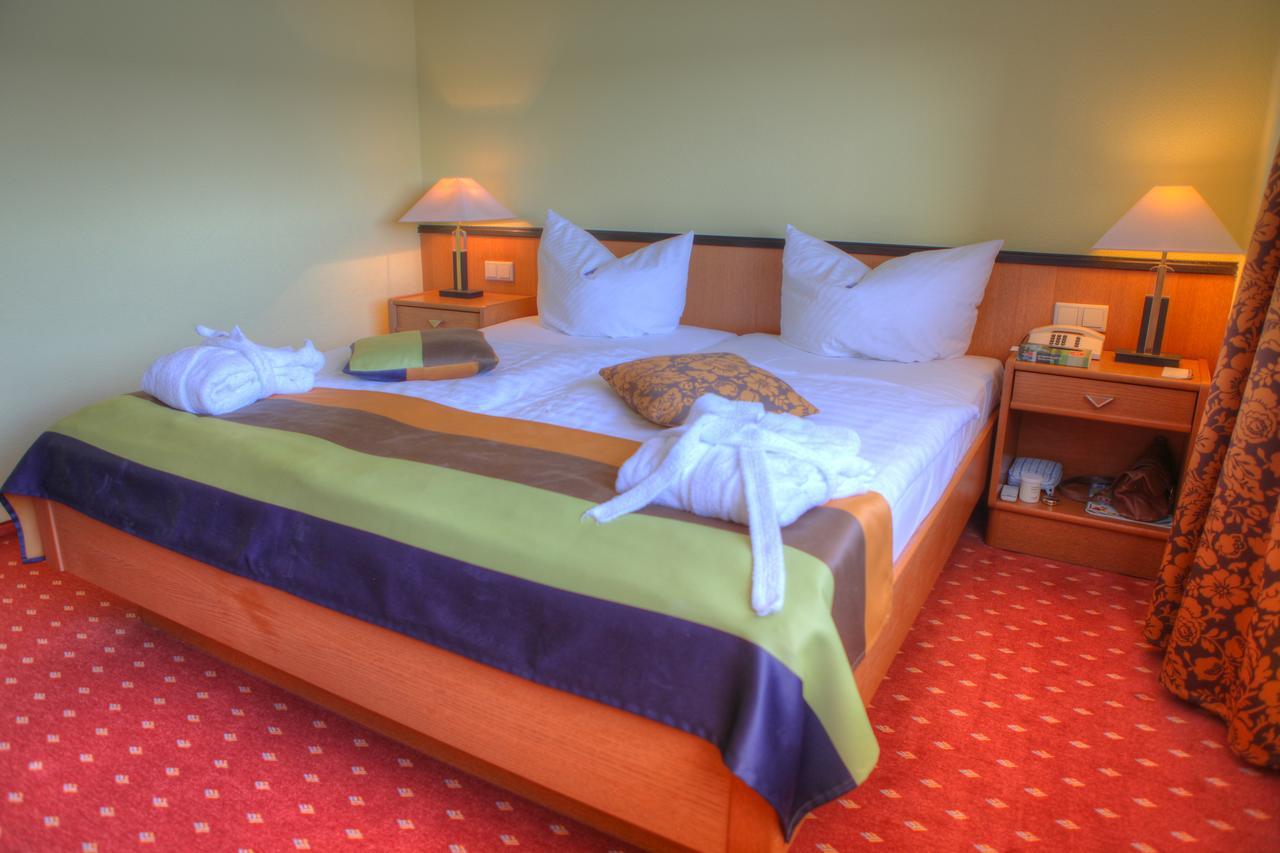 Hotel "Seelust" Garni Röbel Zewnętrze zdjęcie
